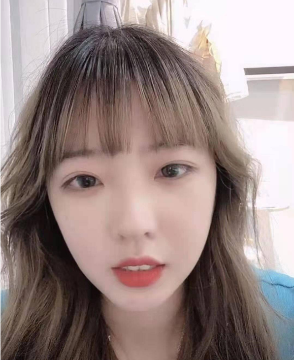 网红郝一点的另一身份是网文大佬看到她的作品后人设毁了