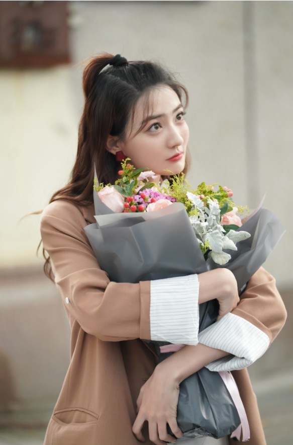 徐璐《若你安好便是晴天》完美收官 逗趣性格在线圈粉|逗趣|梁辰|徐璐