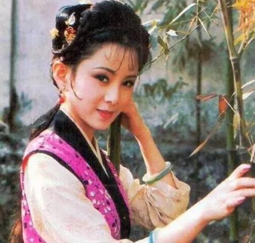 红楼梦作者为什么把 勇 字给了晴雯 病补孔雀裘不是勇 晴雯身世才是勇 腾讯新闻