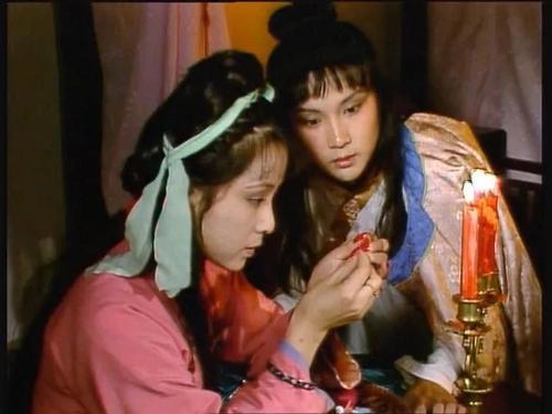 红楼梦作者为什么把 勇 字给了晴雯 病补孔雀裘不是勇 晴雯身世才是勇 腾讯新闻