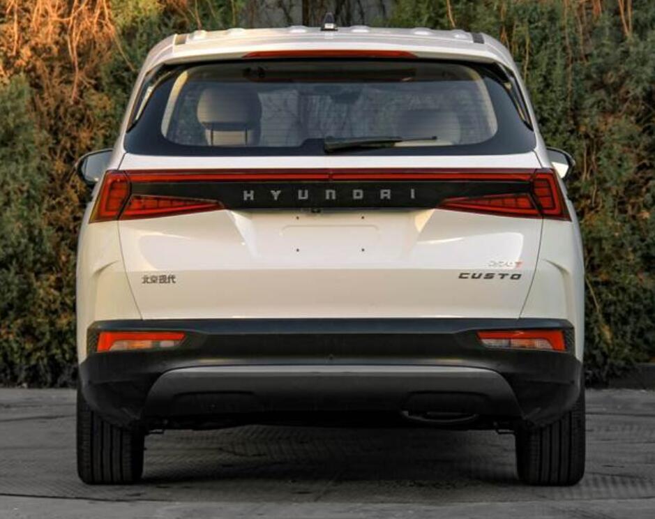 介于suv和mpv之间的特殊车型北京现代custo申报信息曝光