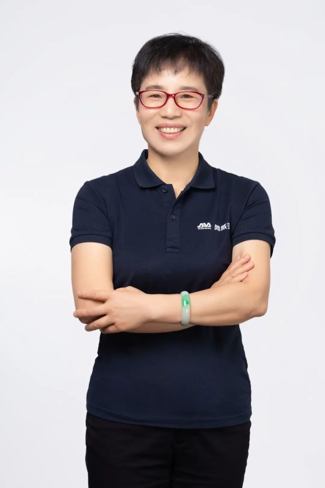 每一步跨越都是教与学的变革奥威亚副董事长姚世娴谈教育信息化建设