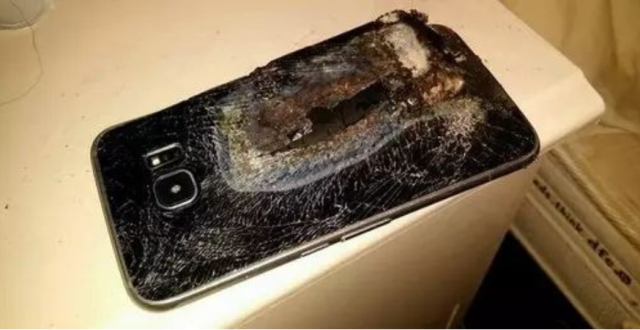 为什么手机充电时玩手机容易引起爆炸看完算长知识了