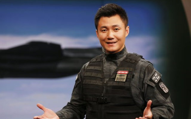 38岁央视主持罗旭低调大婚娇妻身材窈窕颜值高现场意外朴素