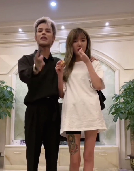 殷世航套路璐联手内涵何婧婧,孩子生父疑是好友浩辉