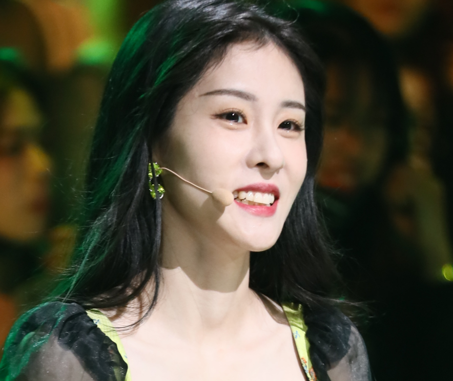 张碧晨录综艺被曝生图关掉美颜后状态很真实这腰围我没看错吧