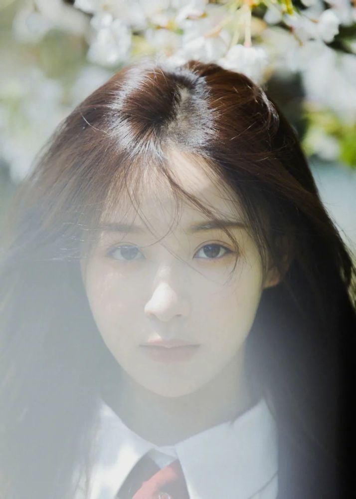 周二珂悄悄回归短视频,与土豪分手旧事被群嘲:一把好