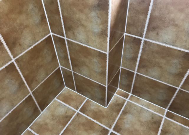 瓷砖转角如何处理贴阳角线和做碰角有什么区别哪种更好