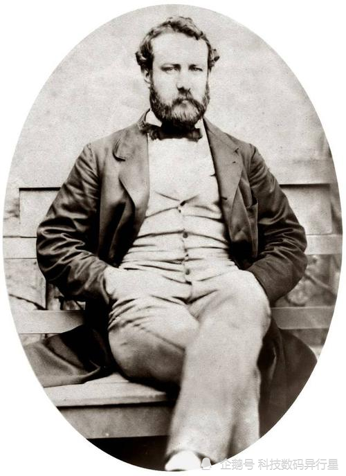 儒勒凡尔纳海底两万里广袤海面下的超科技独角鲸