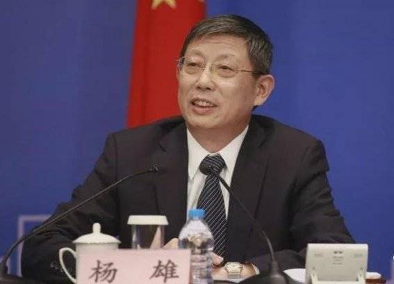 上海市原市长杨雄逝世，曾多次现身街头购物，被赞没有官架子_腾讯新闻