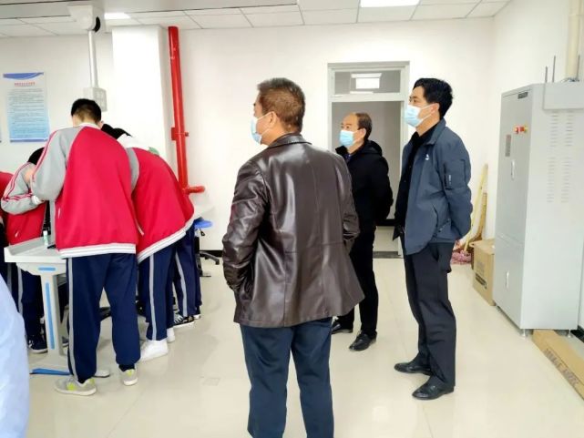 西街中学,彪角中学,柳林高级中学,关中中学和雍城中学6个考点,组织