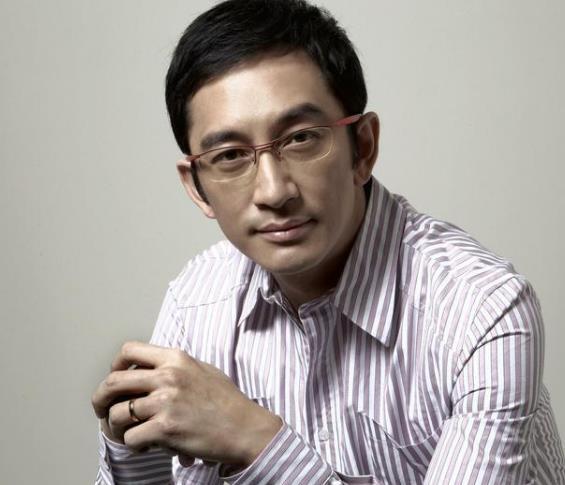 他一边商演一边炫富追蓝洁瑛爱金巧巧前女友都对他回味无穷