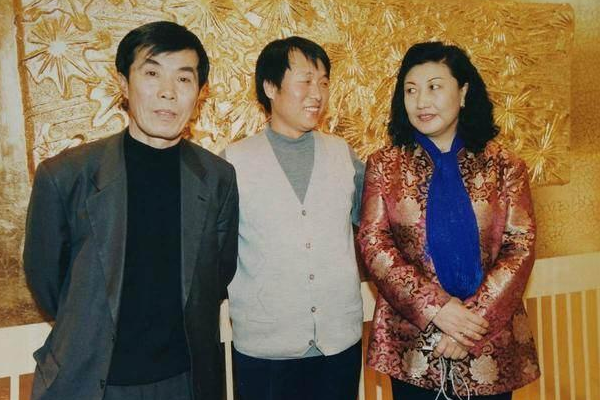 女儿没流一滴眼泪,花天酒地挥霍遗产度日|何庆魁|赵丽蓉|赵本山|春晚