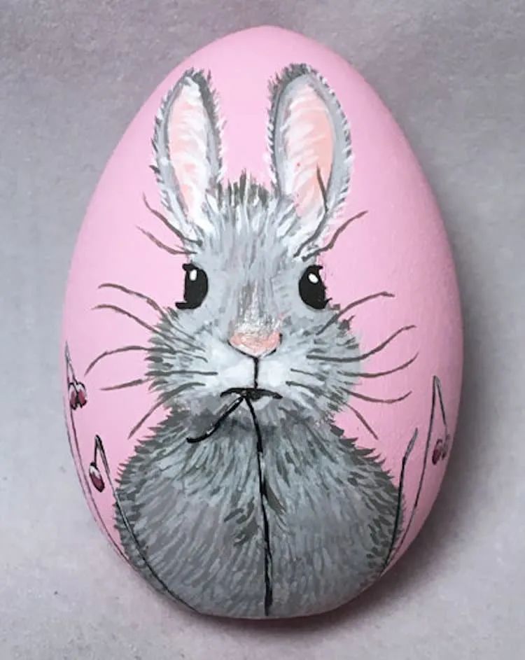 在鸡蛋上画可爱兔子图片