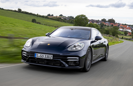 不只是耳目一新长春保时捷中心发布新款panamera