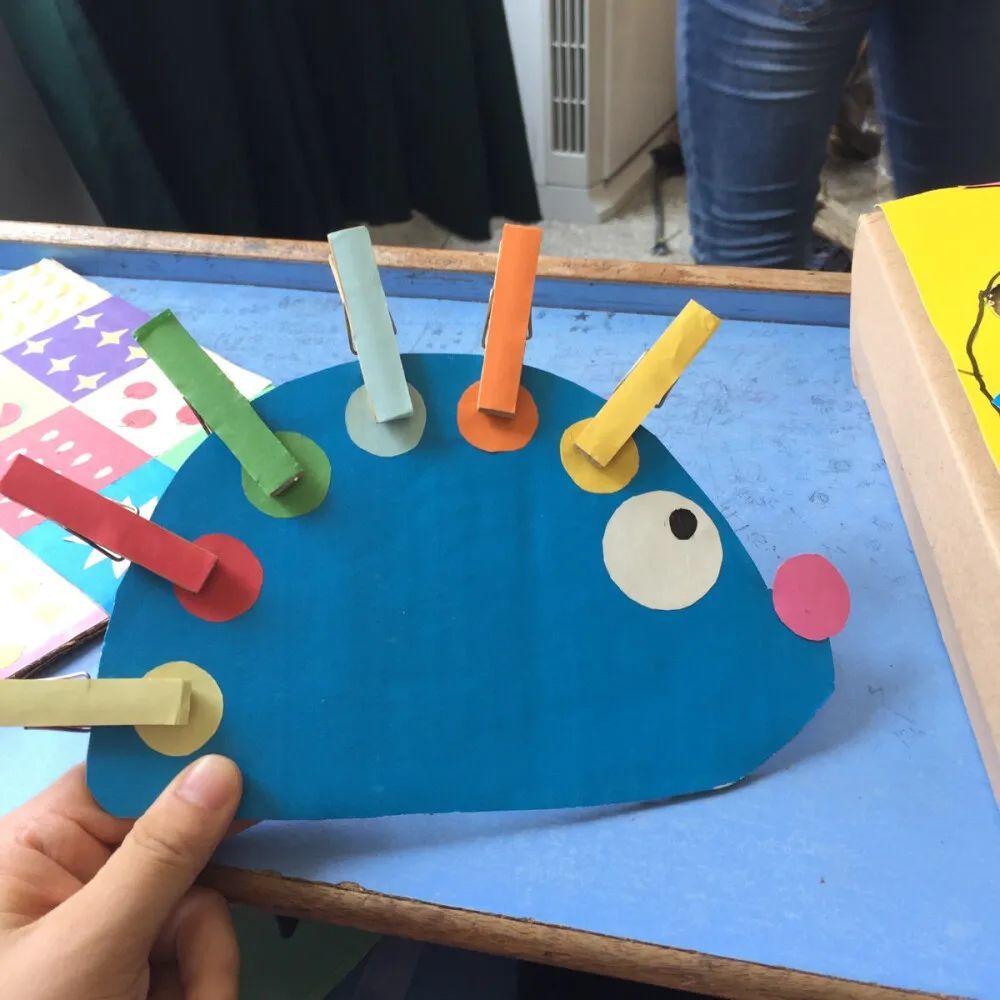 别人家幼儿园的益智玩教具孩子们都爱玩儿