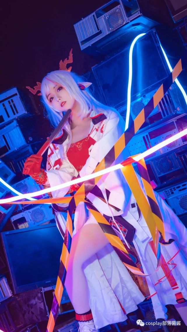 cos:明日方舟年67cos正片@佐佐木玲子