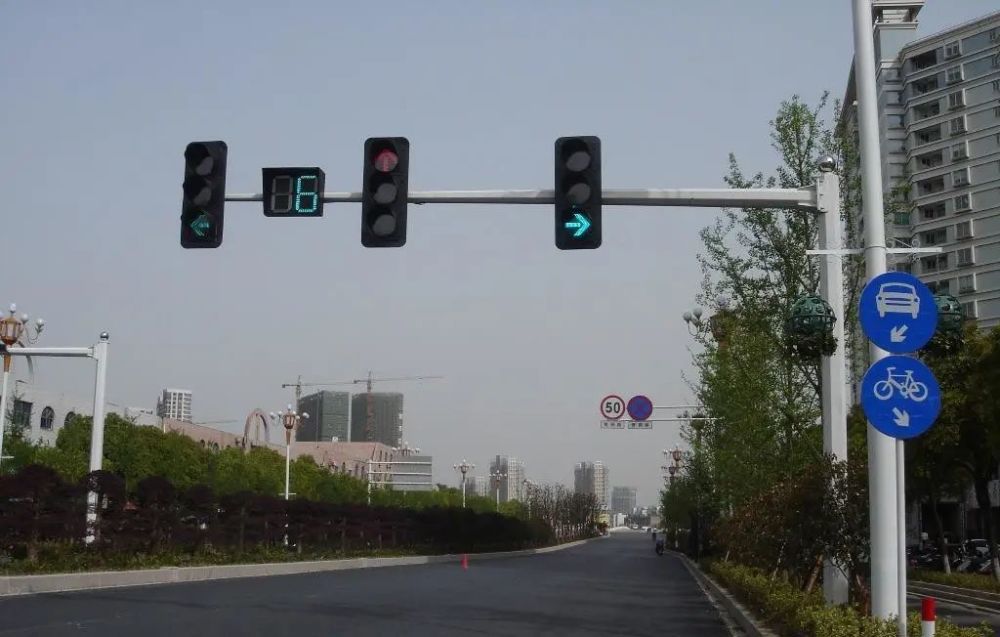 红灯路口照片图片