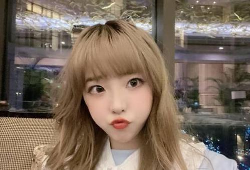 小娇妻郝一点变成小胖妻新视频曝光真实身材至少120斤