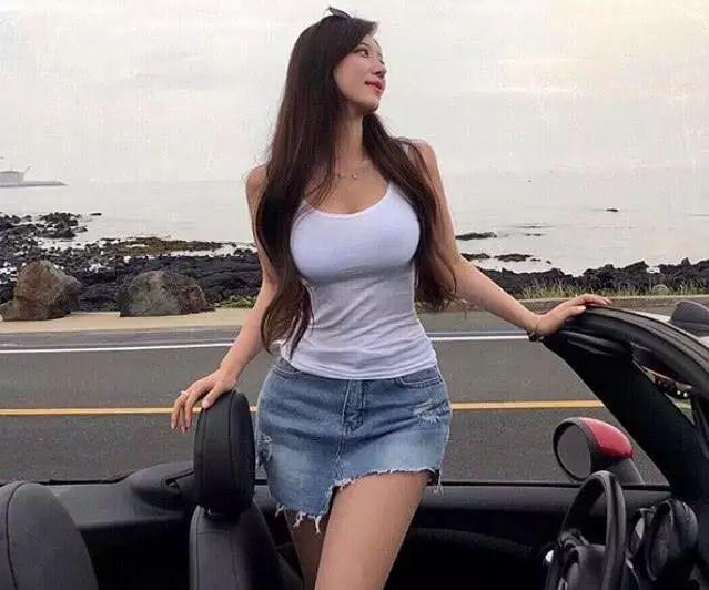 我们只看到了真艺英的好身材,却没有看到她背后为