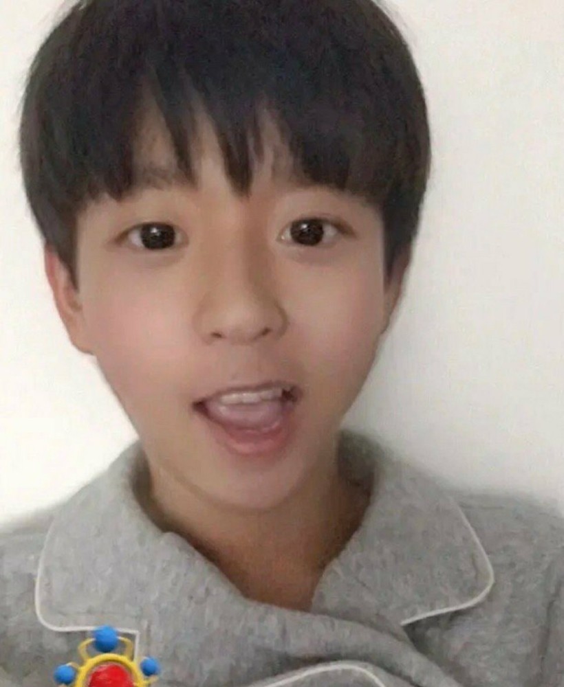 创造营选手的童年照你能认出几个刘宇和吴宇恒一如既往的从小帅到大