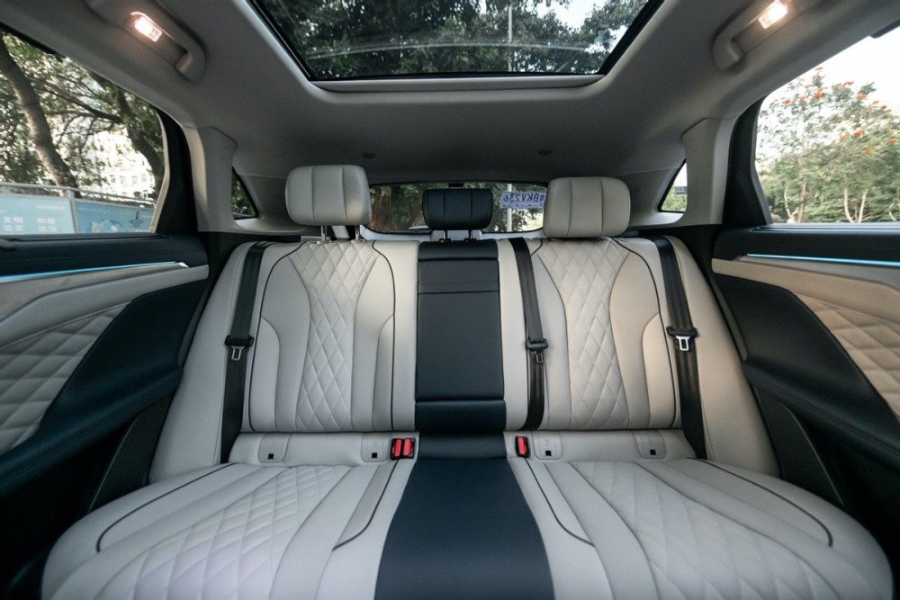 越级强势抢占合资饭碗摩卡以智洗牌中高端suv市场