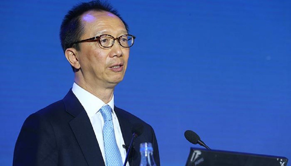 梁锦松:拒入美籍自亏2000万,为祖国赚3万亿!成香港"财神爷"!_腾讯新闻