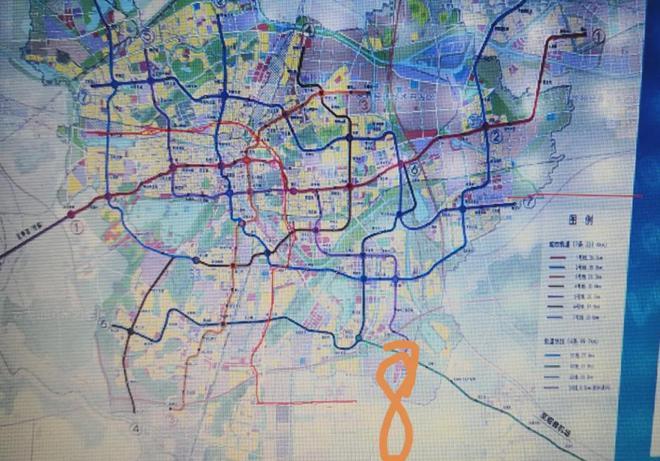 地铁8号线徐州地铁8号线从陆港枢纽站经二环北路,铜沛路,西苑中路