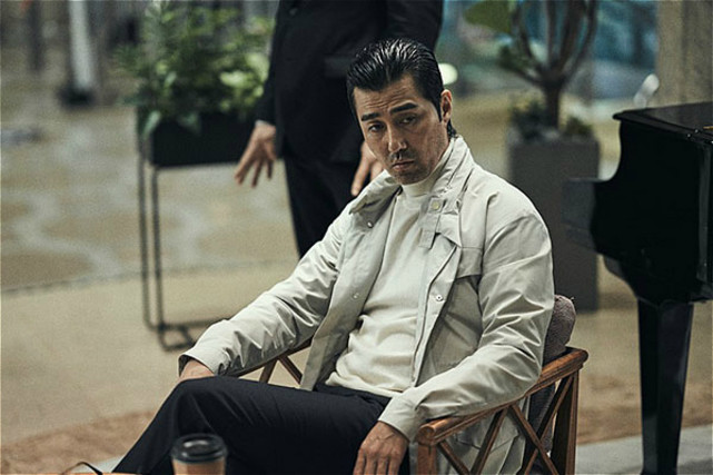 电影推荐:车胜元再次证明了"千面脸"——《乐园之夜》