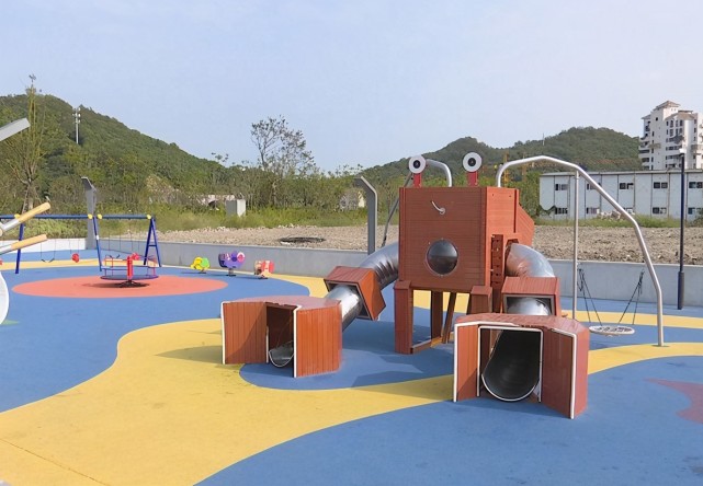 儿童散学归来早忙趁东风放纸鸢不如玩转鲁家峙恒乐园