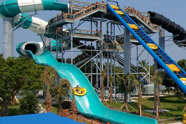 儿童散学归来早忙趁东风放纸鸢不如玩转鲁家峙恒乐园