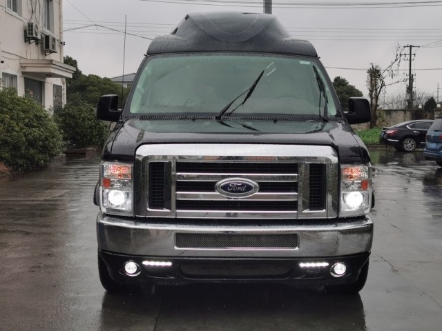 纯进口福特商务之王 e150,e350 感受一下什么是奢华