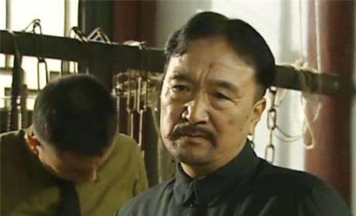 电视里牛哄哄的保长到底是一个什么职务放到现在算多大的官