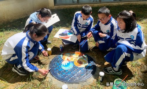 浙江杭州徐凝小学:井盖变景盖师生共绘太空梦