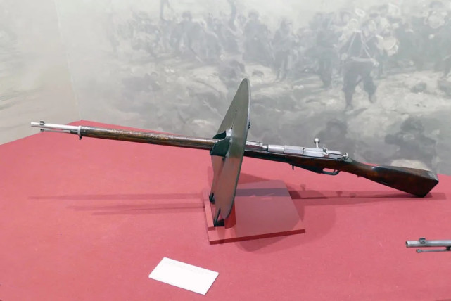 一战俄国设计的单兵枪盾,堪称堑壕战神器