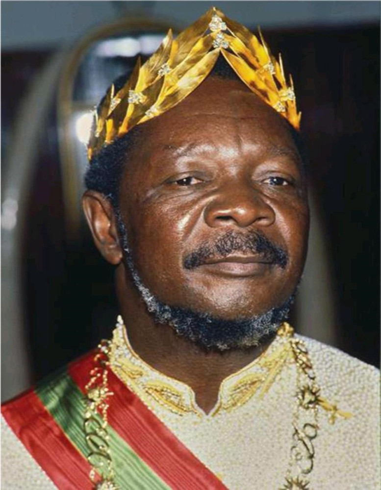 博卡萨中非暴君娶18岁的中国女孩为妻两年后女孩逃回国