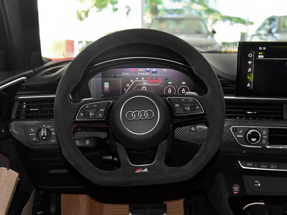 80万的奥迪a4是什么水平动力超强空间够大实拍奥迪rs4