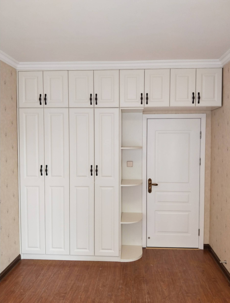 衣柜吊柜要不要延过门洞听老师傅分析