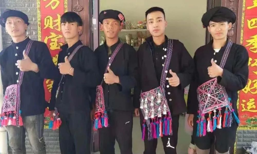 "寻根"红河县▏红河县哈尼族各支系的分布及服饰,你了解多少?