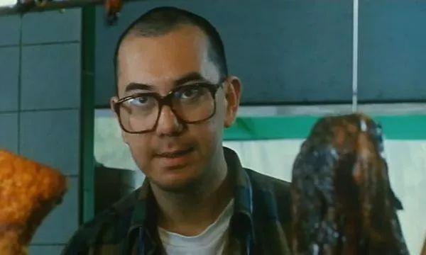 如果说刘邕是违背常理的,那么这个薛震那根本就是恶魔,人肉包子也只在