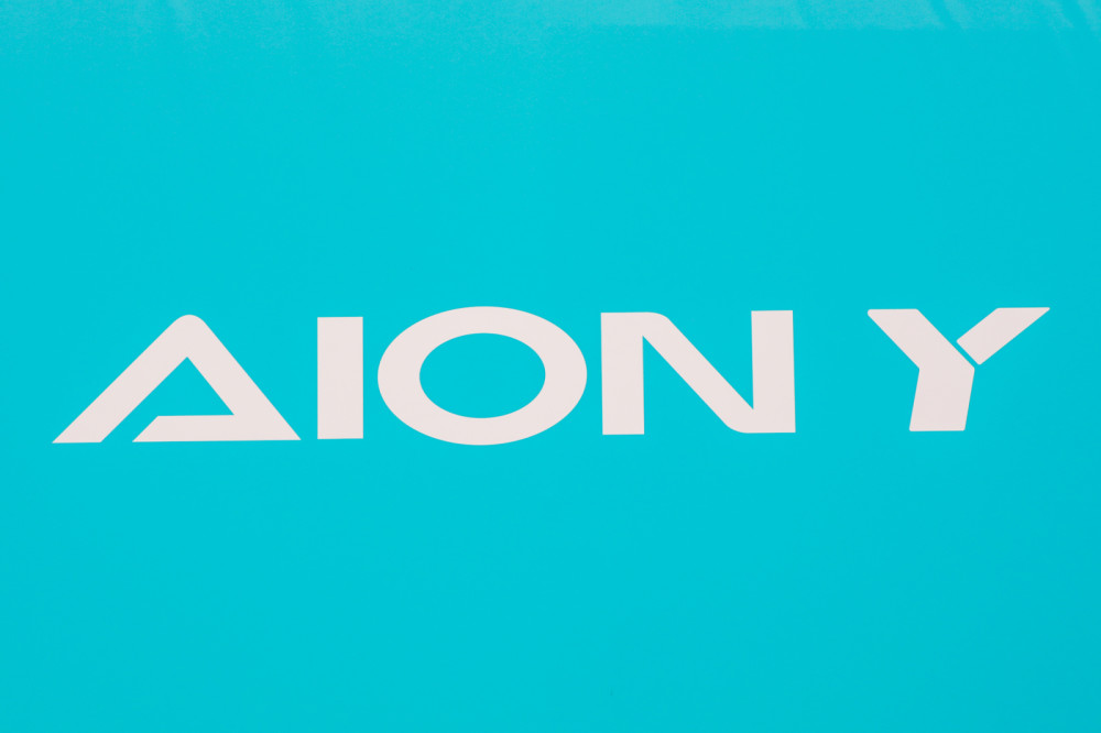 移动的唱吧,室内轰趴都可以,这辆纯电suv竟如此出众