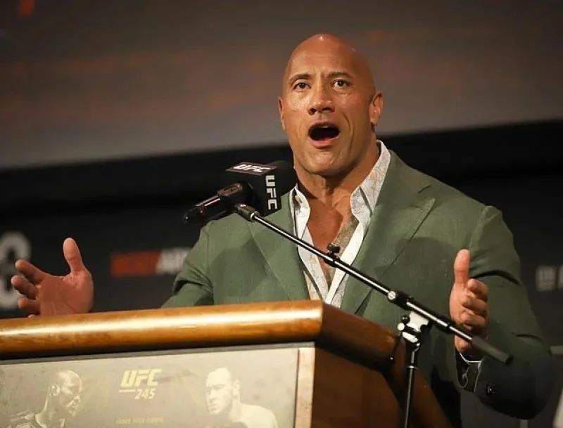 巨石强森有望竞选2024美国总统?民调夺冠获近50%支持度!