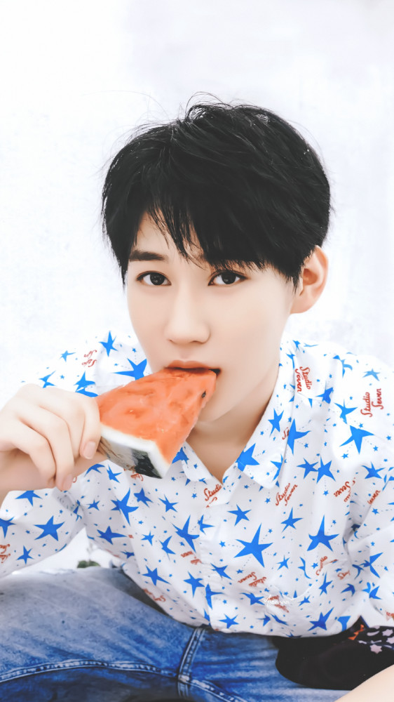 爱豆壁纸|时代少年团 实力vocal 张真源 提前祝弟弟18岁生日快乐