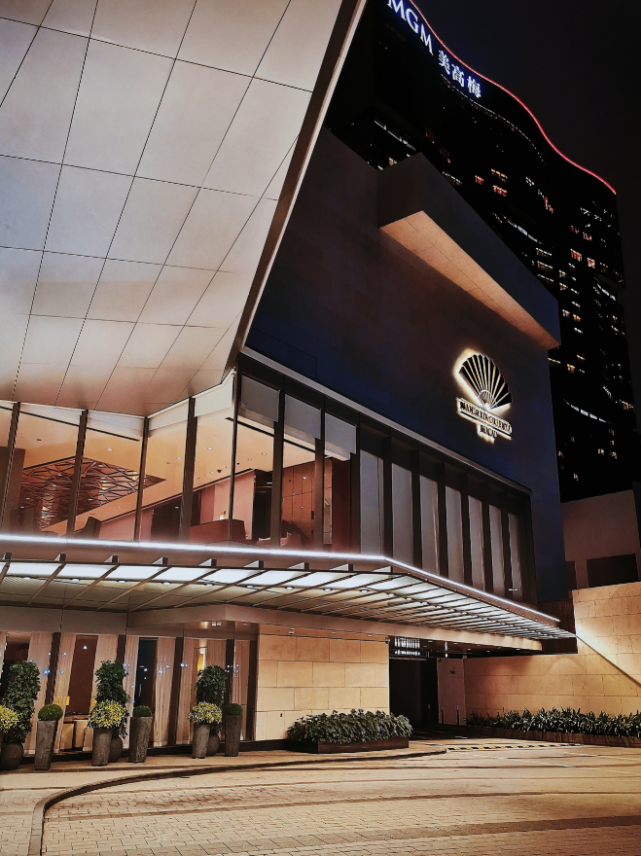 选了澳门半岛的澳门文华东方酒店 ,500 rmb果断上车.