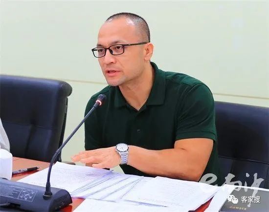 广州一博士副区长被免职_腾讯新闻