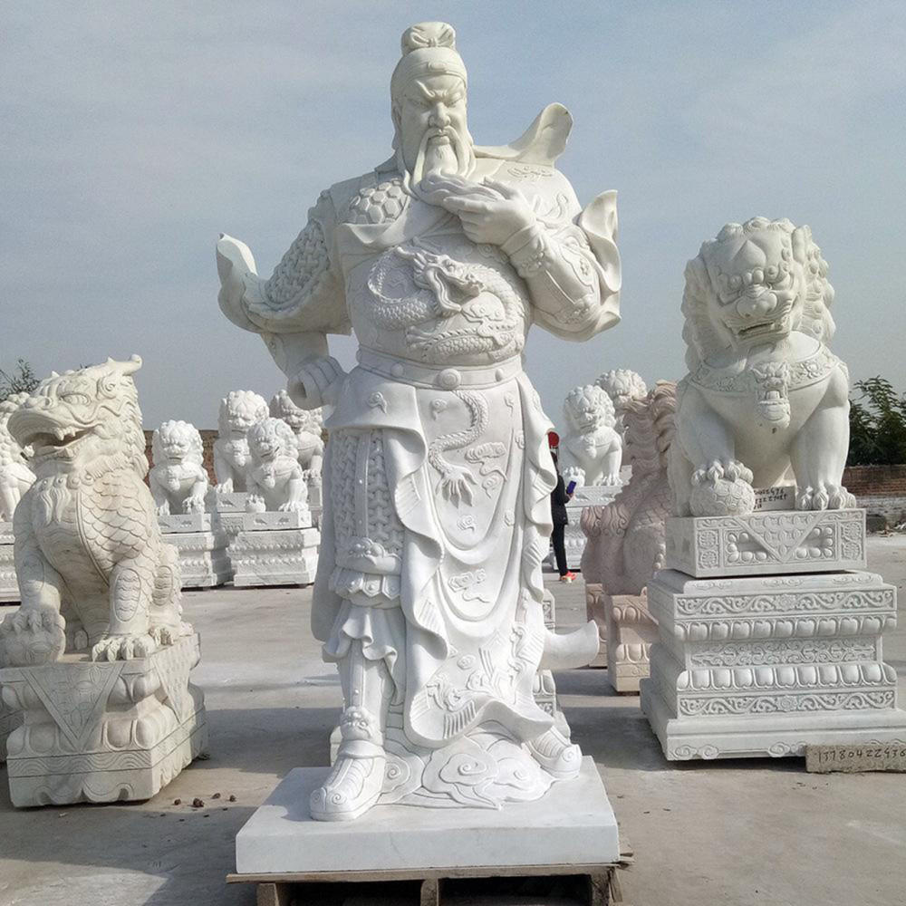 关羽的雕像为何总闭着眼老木匠如果他睁开眼的话代价太大