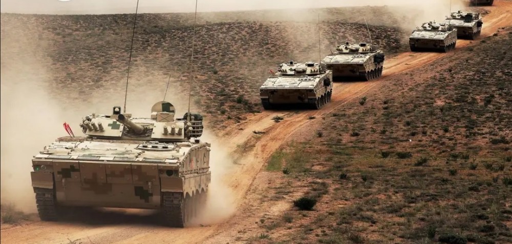 我国陆战装备之04a步战车