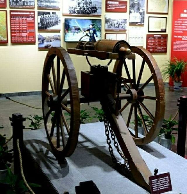 收复新疆时左宗棠湘军装备了哪些功能逆天的先进武器?