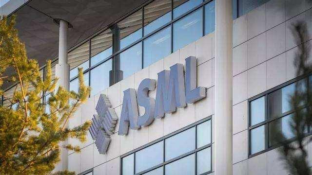 不过好在国家在此时出面表态,表示将会全面进军光刻机领域.