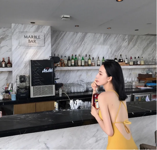 抖音网红项思醒劈腿富二代订婚事件详情始末 女网